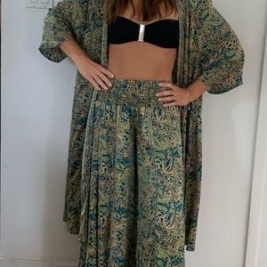 Resortwear - matching silk blend set - kimono top and wide leg pants